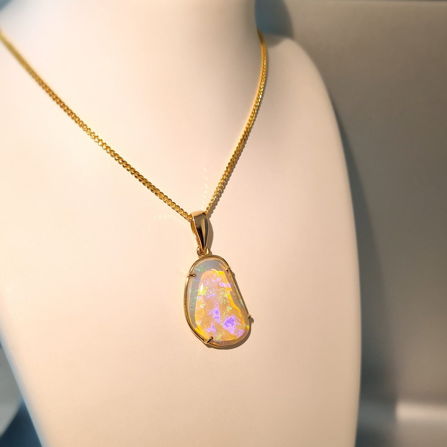 Coober Pedy Solid Opal Skin Shell Pendant