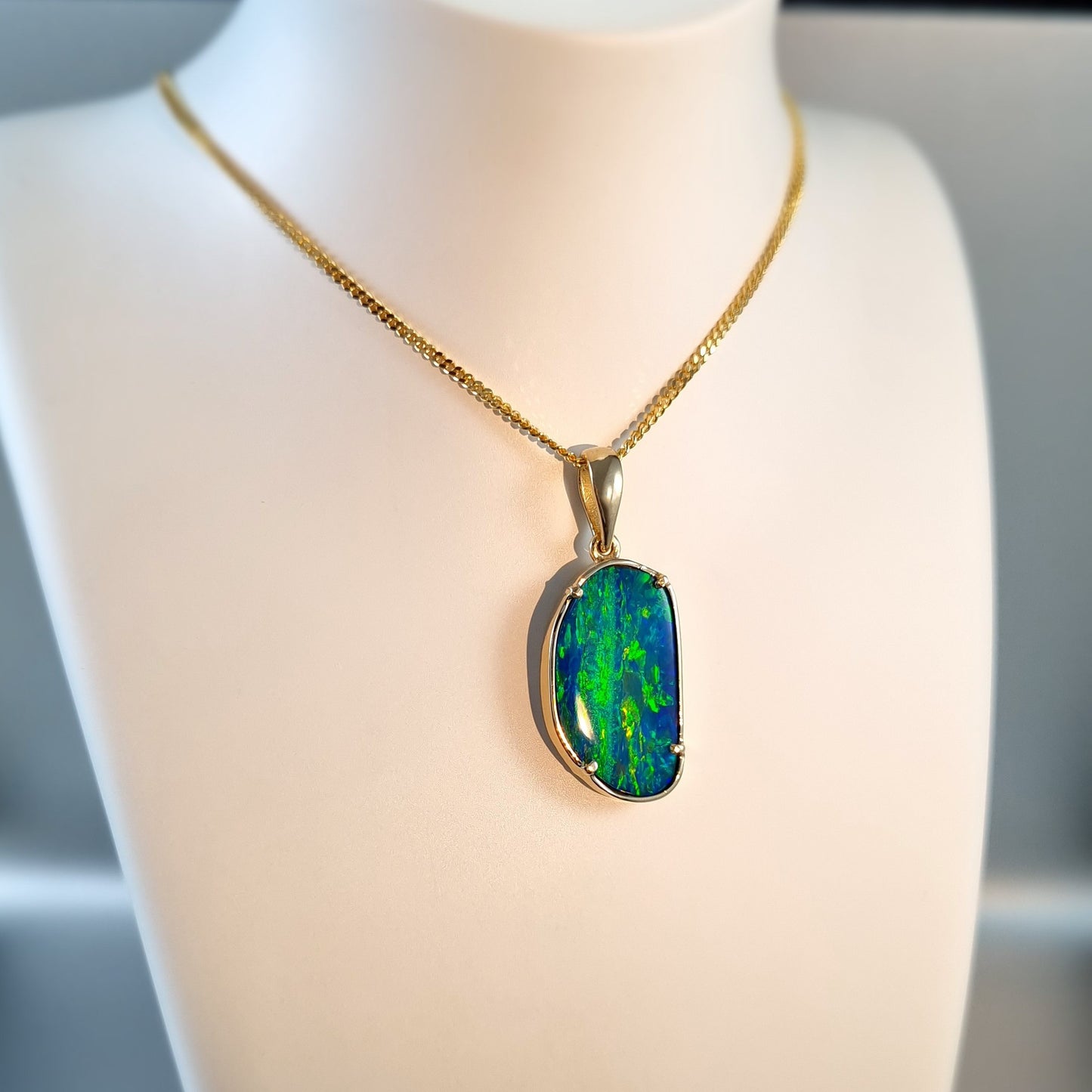 Coober Pedy Opal Doublet Pendant