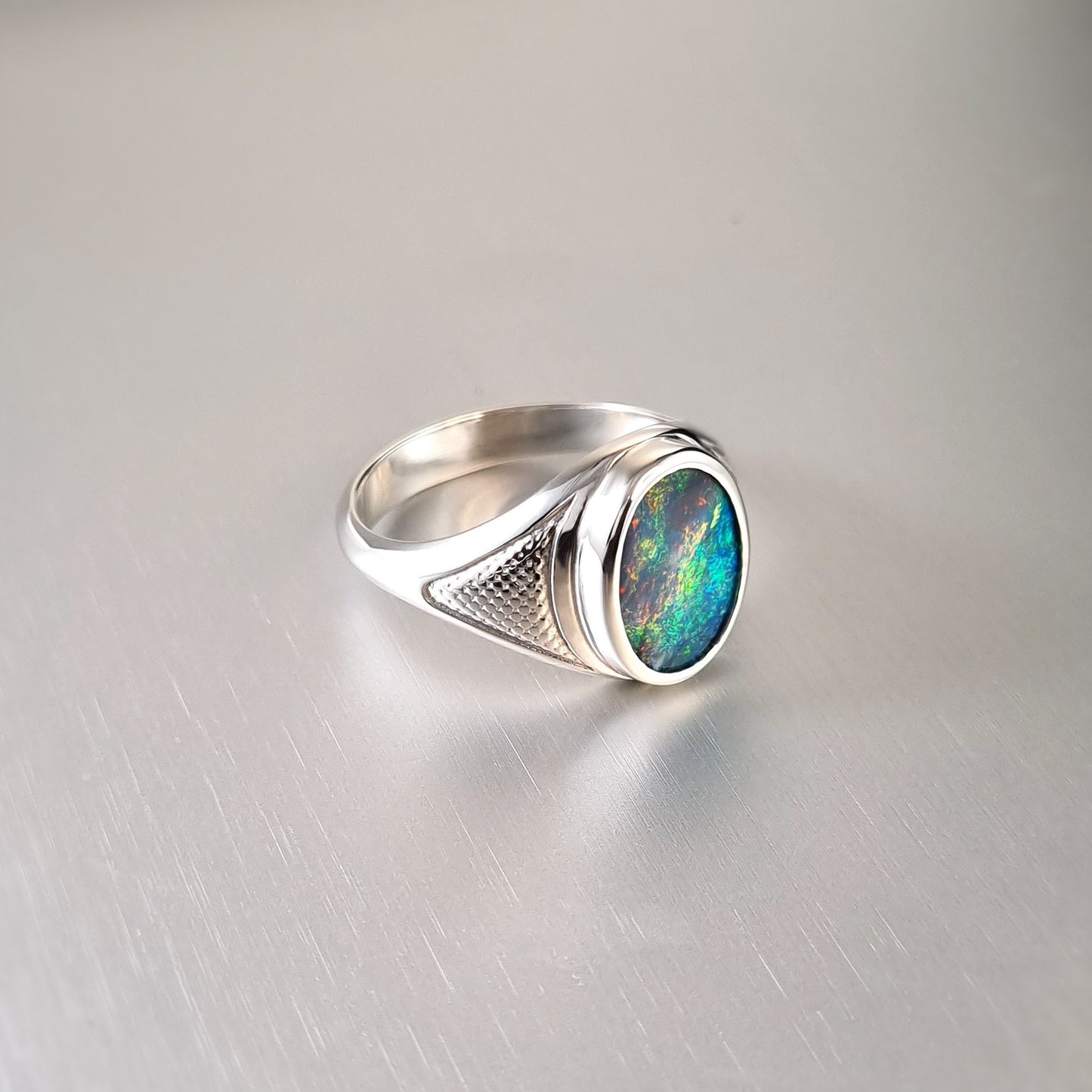 Coober Pedy Opal Doublet Ring